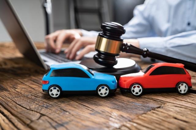 How a Car Accident Lawyer Can Help if Your Accident Was Caused by Defective Parts